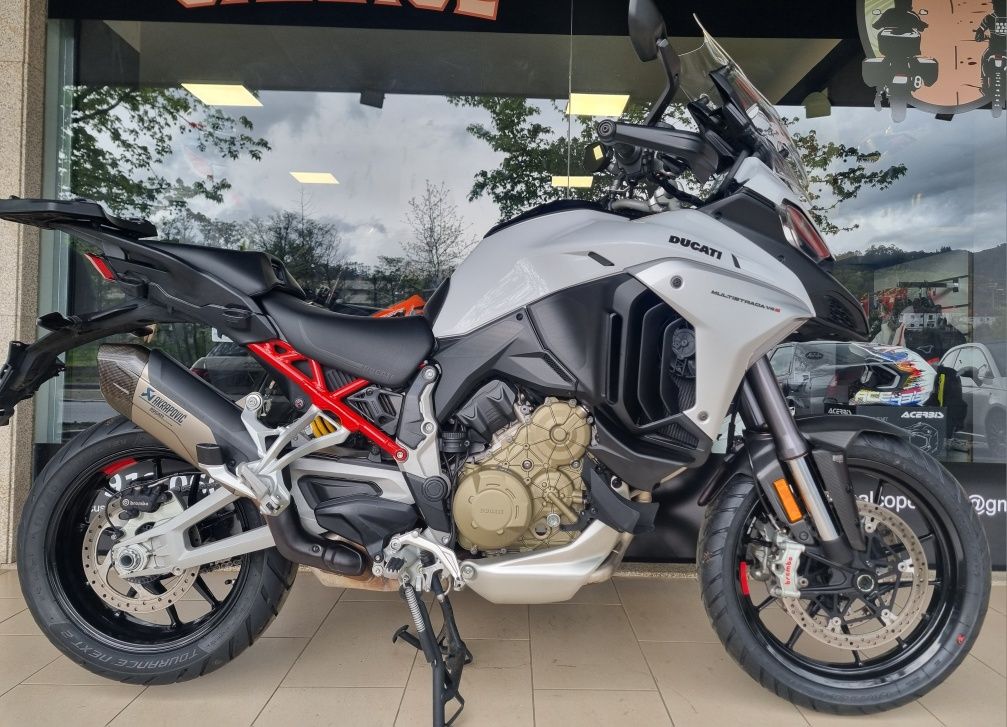 Ducati Multistrada V4S