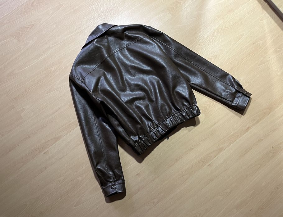 Кожана курточка пиджак коричнева кожанка коричневая куртка зам.кожа