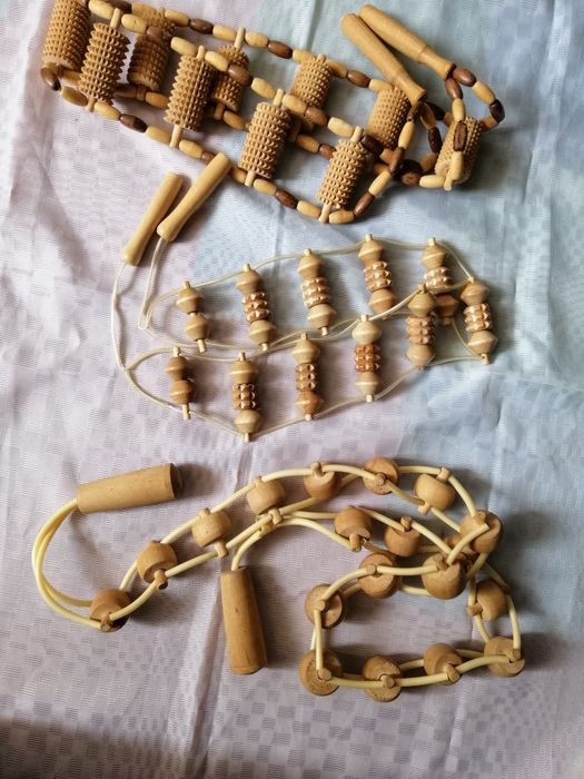 Массажёр ручной роликовый