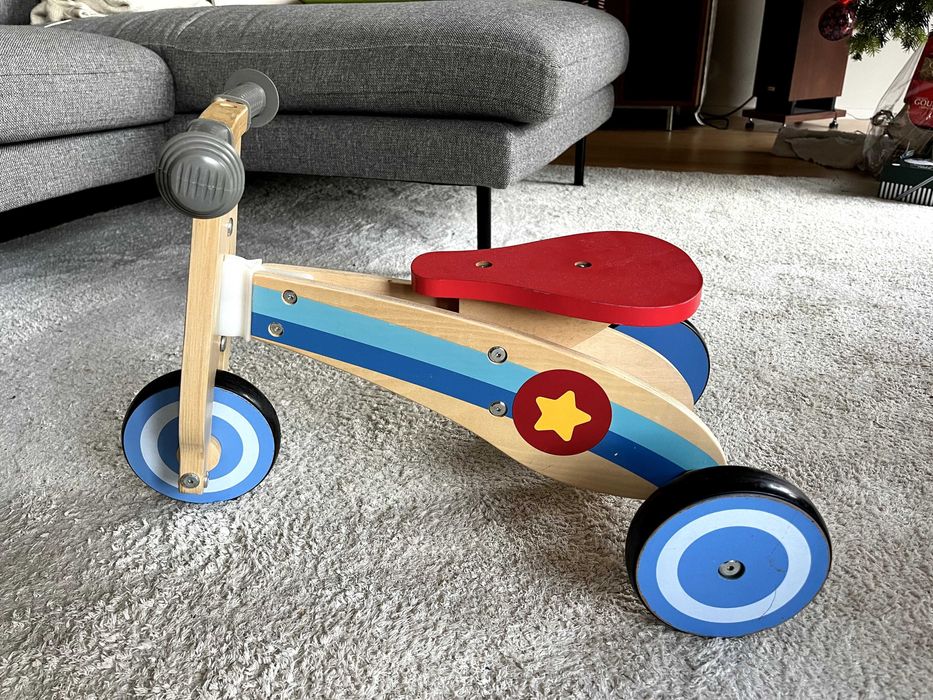 Bicicleta de madeira resistente para crianças