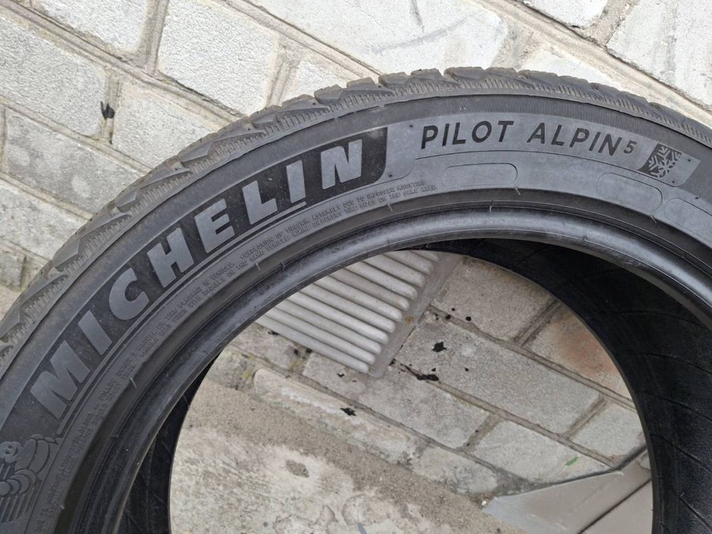 Шина Michelin Pilot Alpin 5, розмір 245/45 R 18, идел