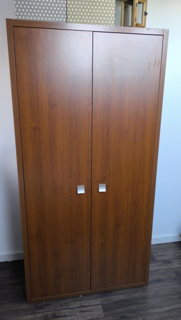 Zestaw mebli wraz z łóżkiem/meble do sypialni/ zamiana
