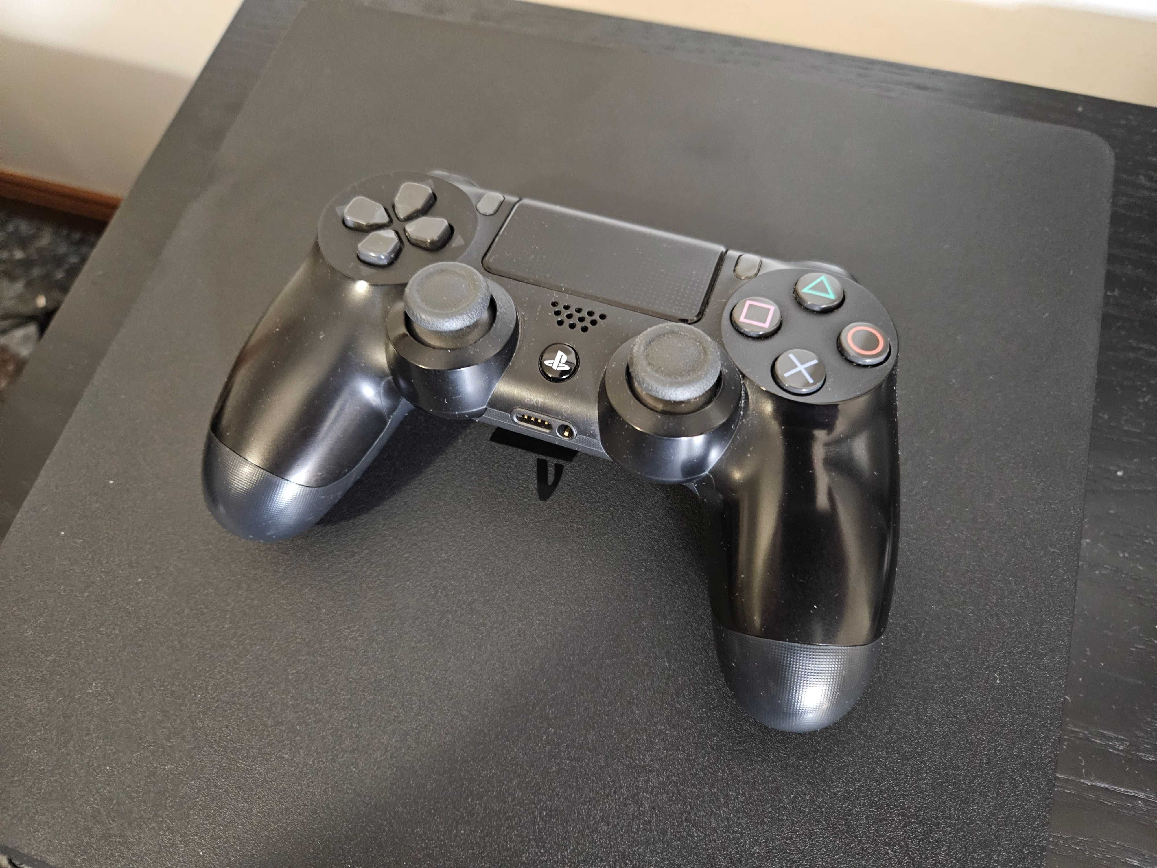 Playstation 4 Slim 1TB