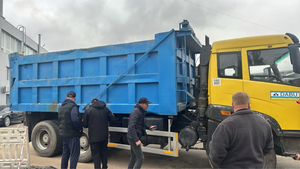 Послуги Самосвала з пдв та за готівку Пісок Щебень 20 тон