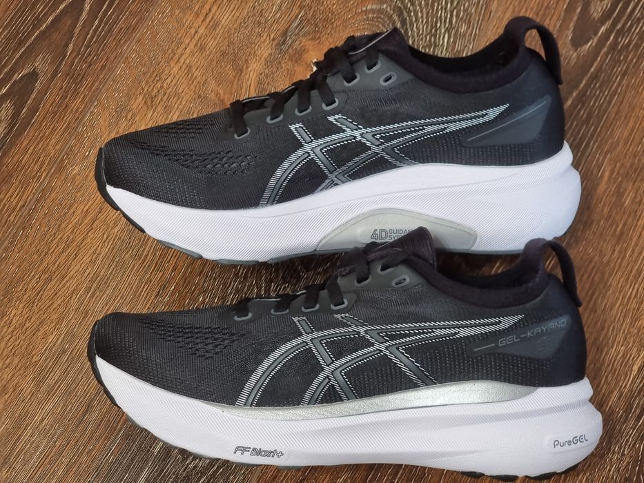 Оригінал 100%  жіночі кросівки asics gel kayano 31  euro 37.5