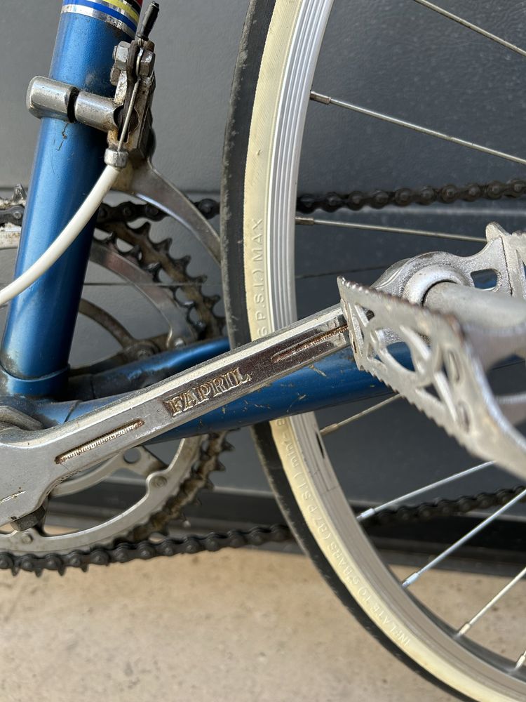 Bicicleta de estrada da marca Suria,(Sucena e Faria)