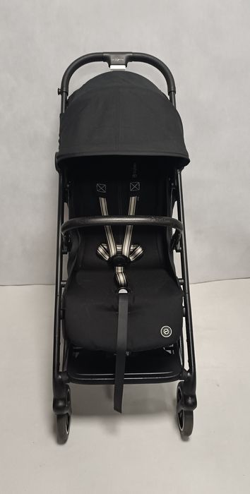 Wózek spacerówka firmy Cybex Beezy 2.0 Black - 2025 rok