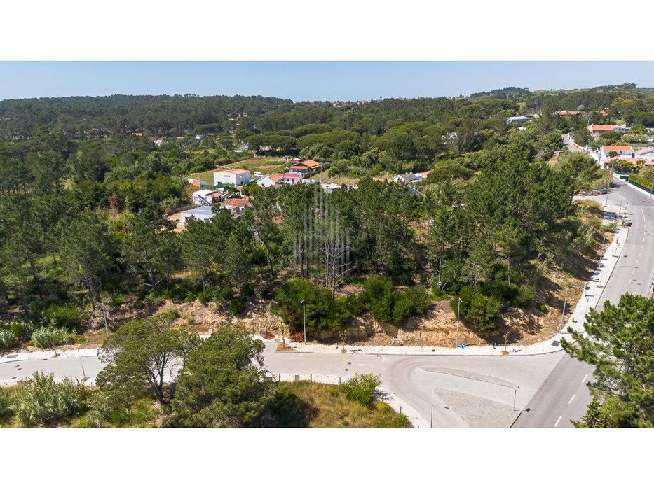 Lote de Terreno Urbano para Construção Mucifal | Sintra