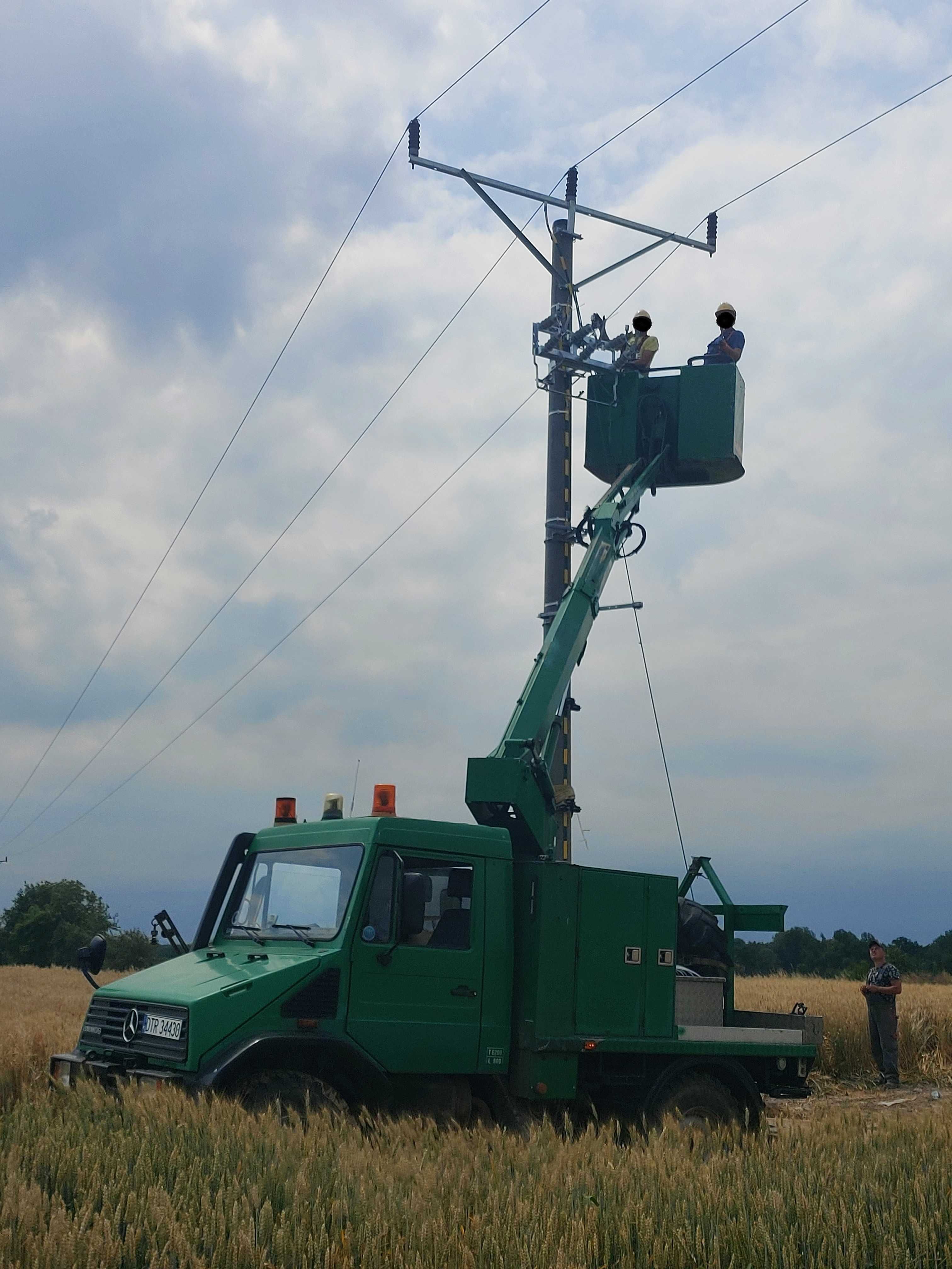 Mercedes UNIMOG podnośnik koszowy