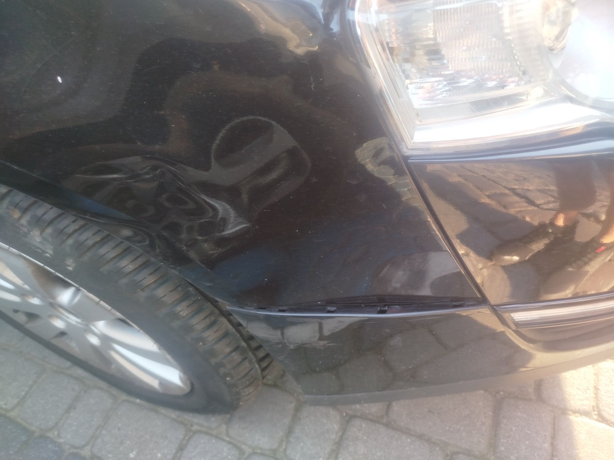 Sprzedam Passat b6 Uszkodzony
