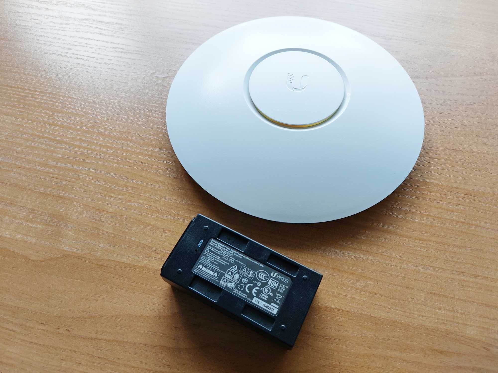 Punkt dostępowy Ubiquiti UniFi AP LR (SWX-UAP) POE