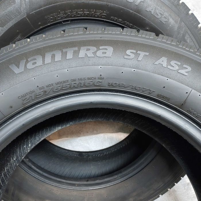Шини б у 215/65R16C Hankook Vantra ST AS резина Гарний стан