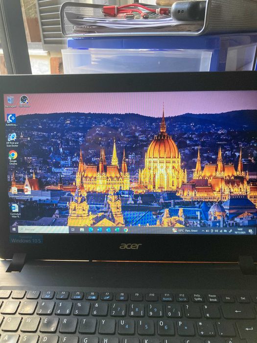 PC Acer Aspire 1 em perfeito estado