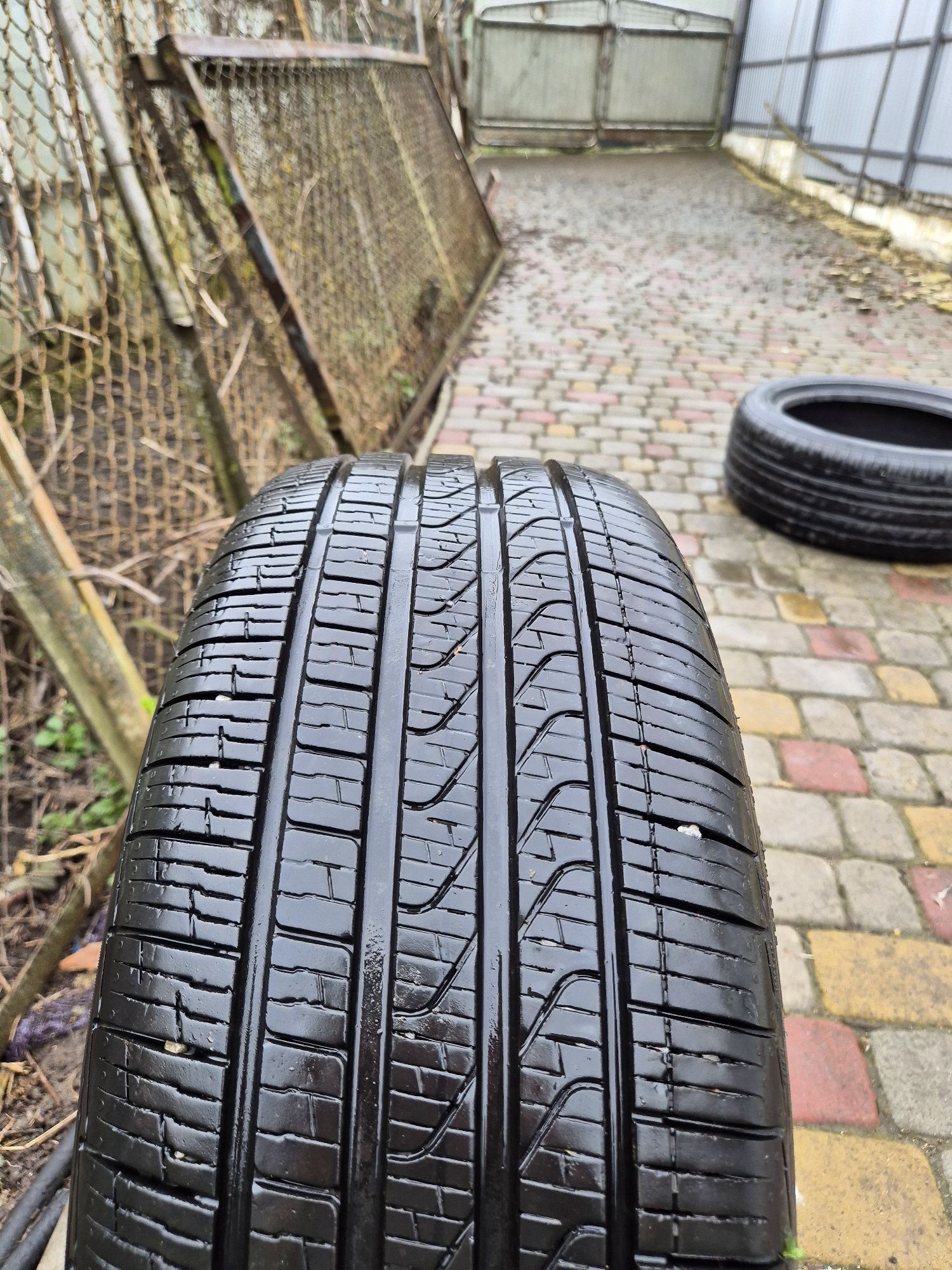 Шини run flat 225/45 r18 Pirelli Cinturato P7