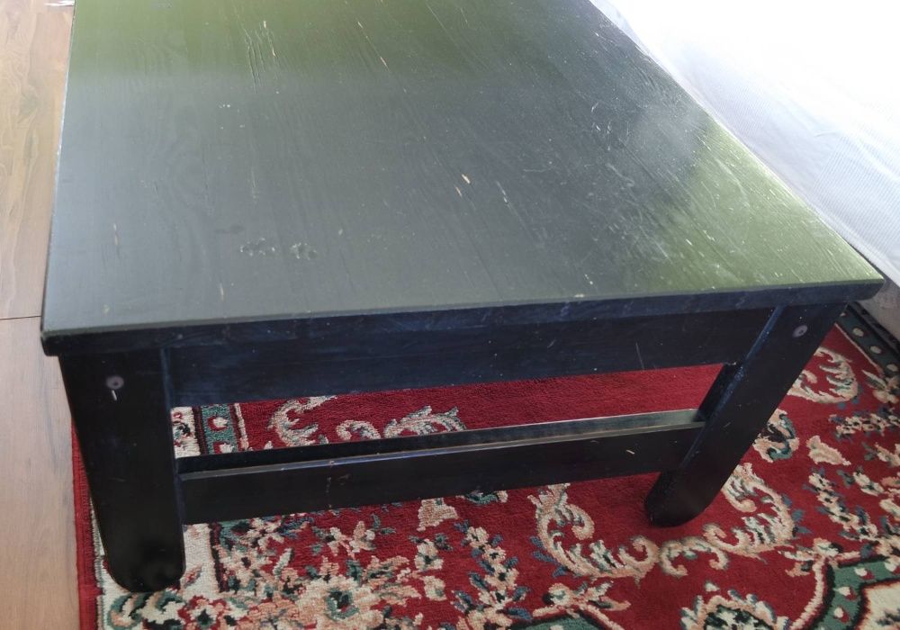 Duża drewniana ława do salonu masywna ciężka prosta