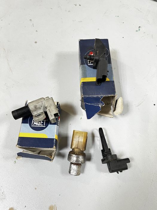 Датчики Пежо. Тиску, температури, розподільчого валу