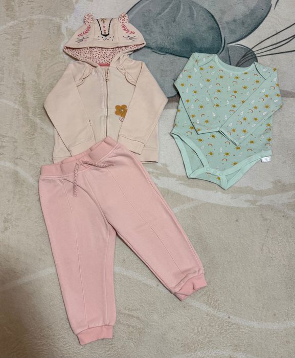 Речі на дівчинку від 18-24 місяців