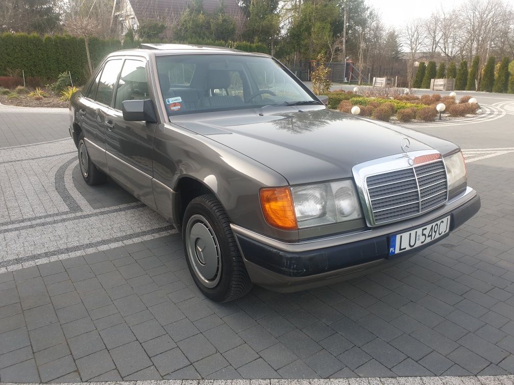 Mercedes W124 200D 1992 r. 281 000 km