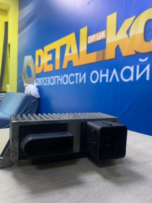 Реле свечей накала RENAULT б/у