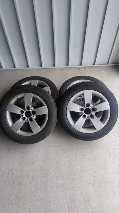 Felgi aluminiowe z oponami zimowymi 205/55R16