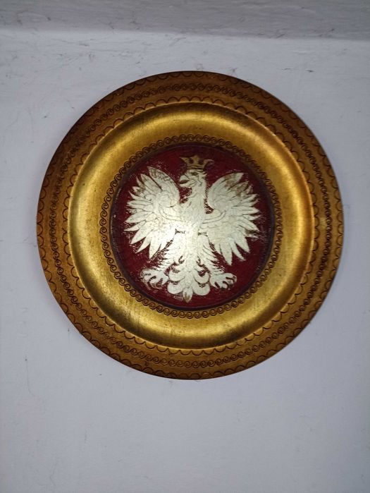 Sprzedam godło Polski na drewnie. Cena 125 zł