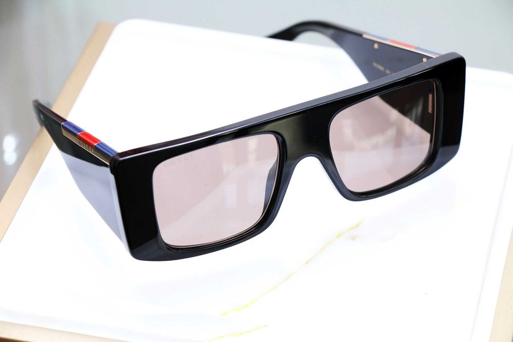 Okulary przeciwsłoneczne Gucci GG1888S. Stylowe i nowoczesne. Salon GD