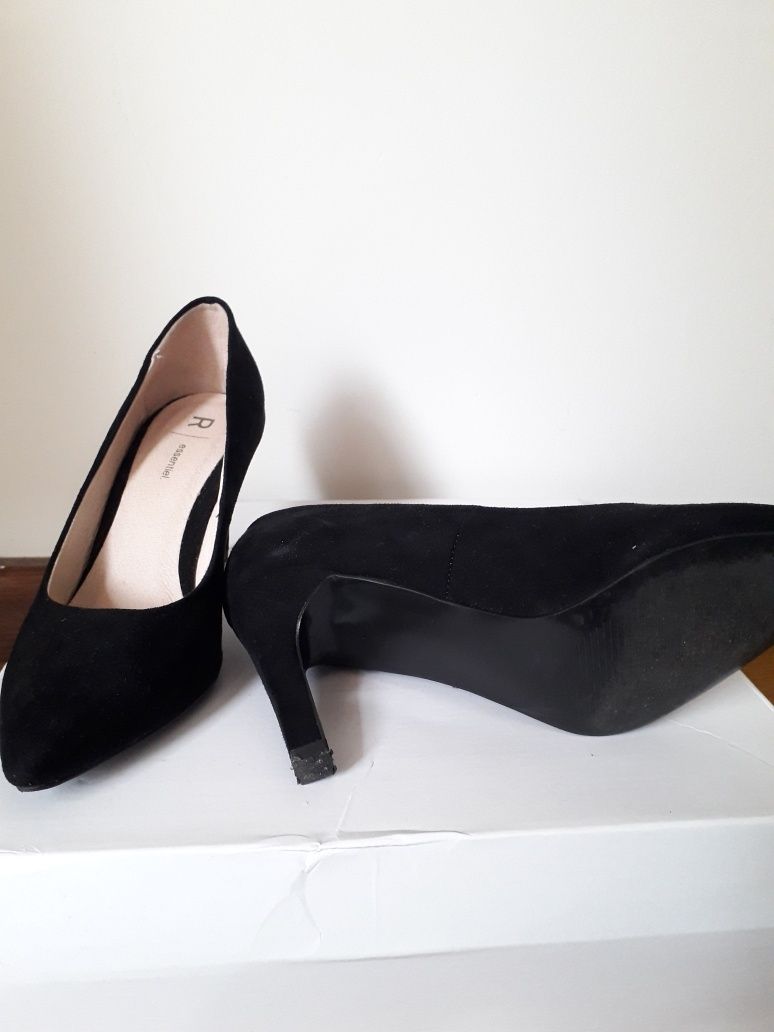 Sapatos tacão pretos/nude