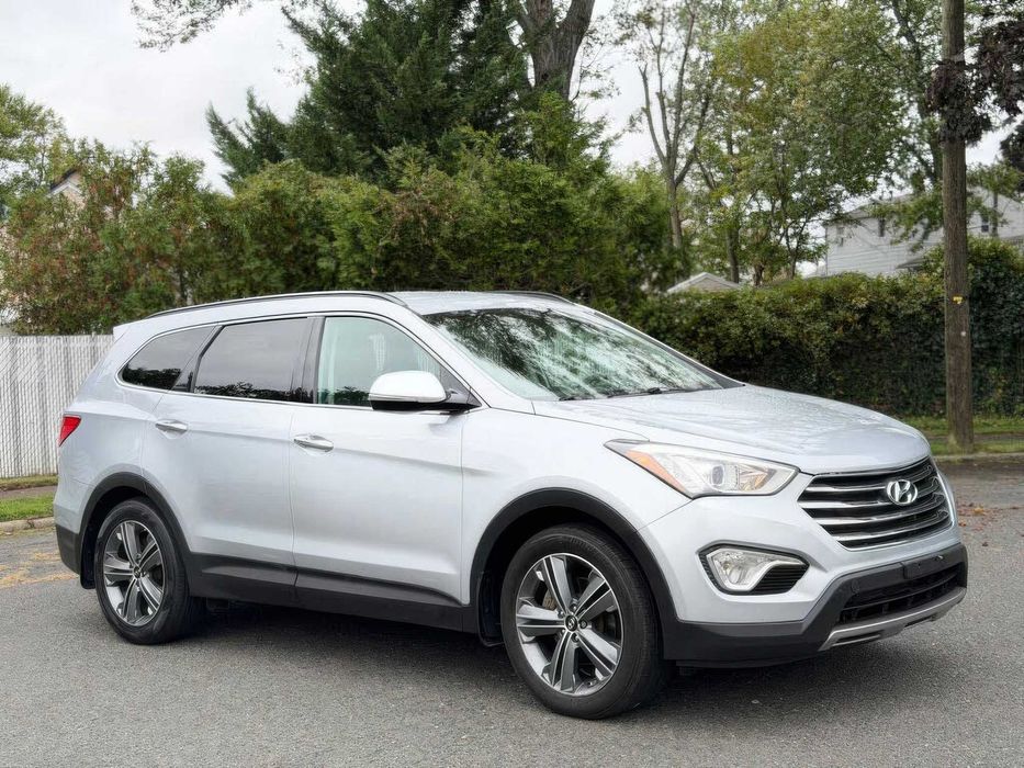 Hyundai Santa Fe Limited      2016