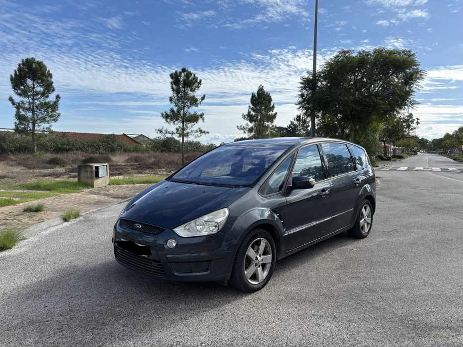 Carro Ford S-max