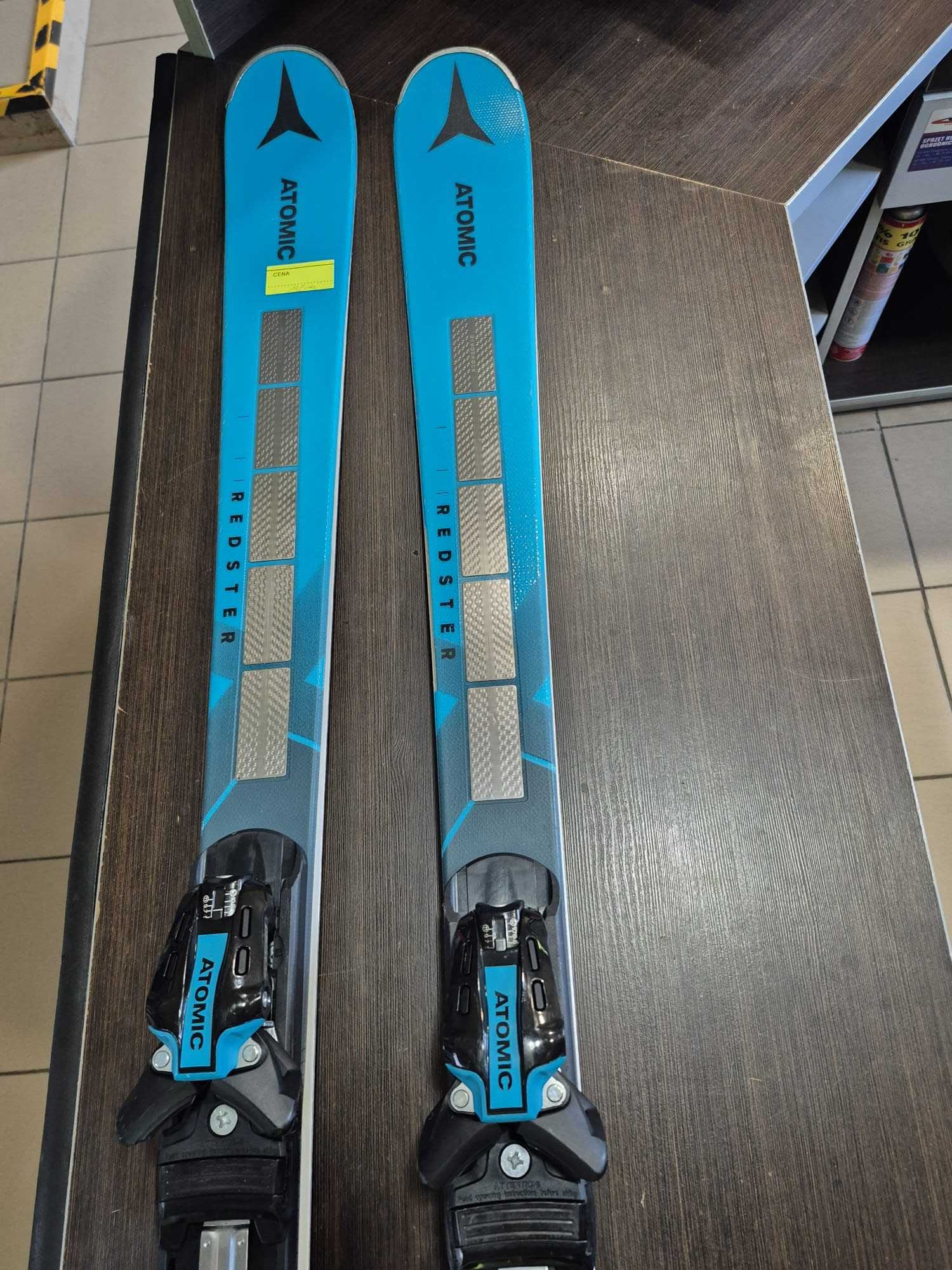 Pakiet nart Atomic Redster X9S Revoshock sezon 2024