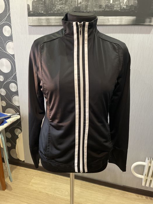 Мастерка adidas ,размер М