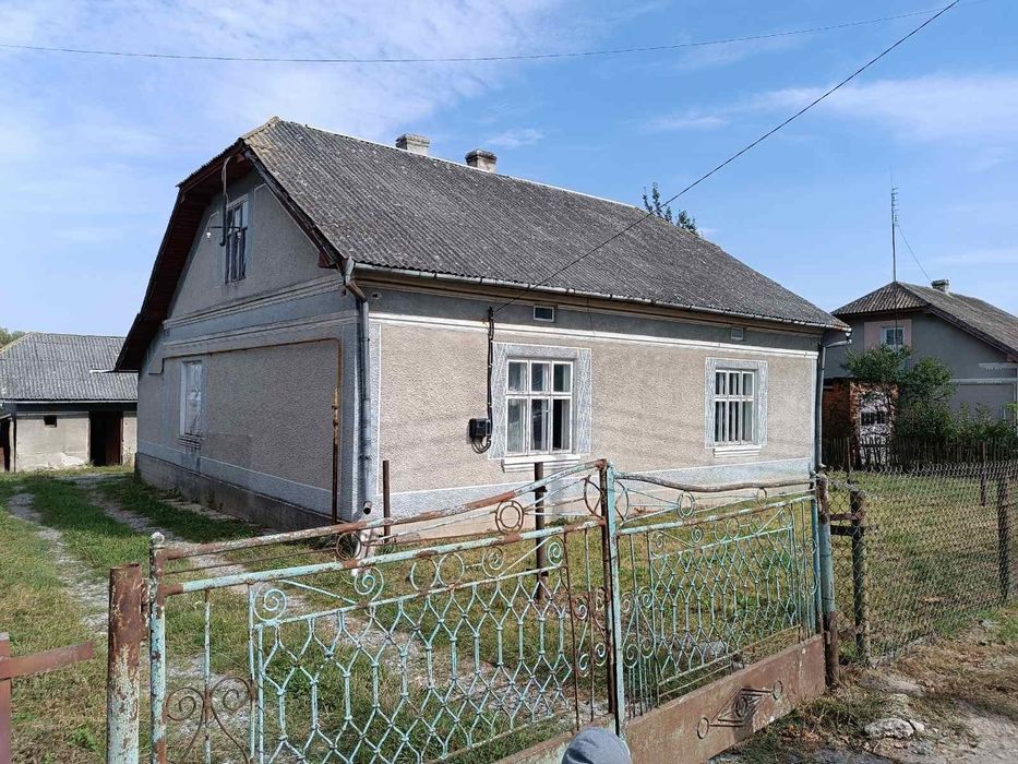 Продам  будинок в затишному місці
