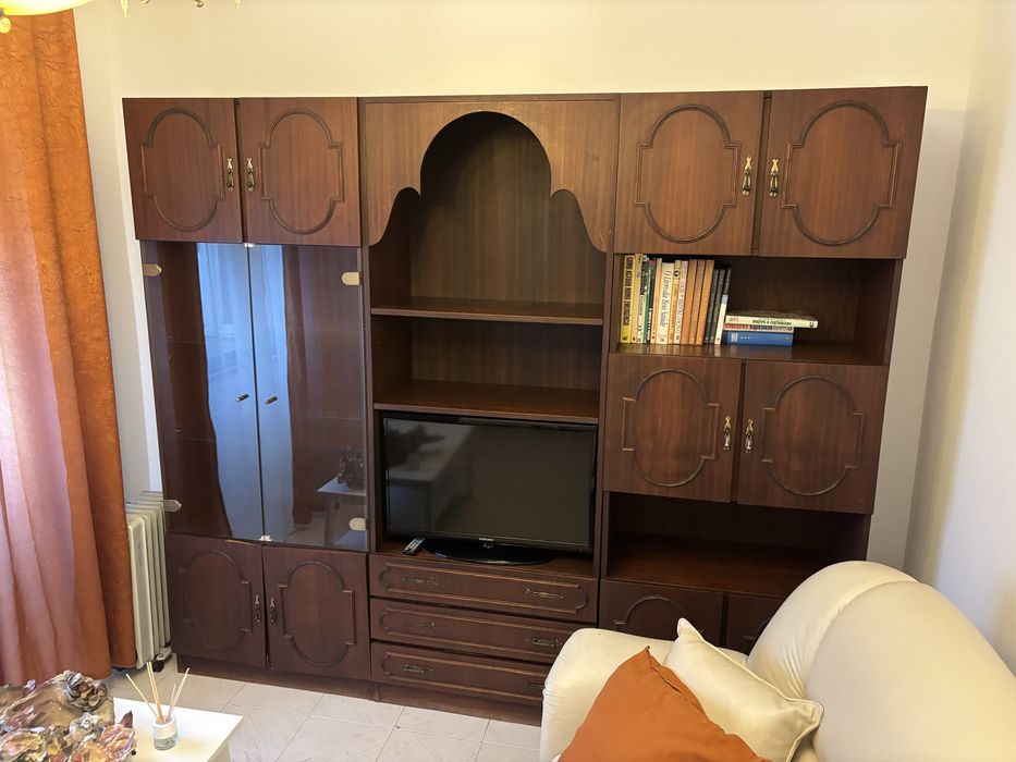 Movel de sala em madeira