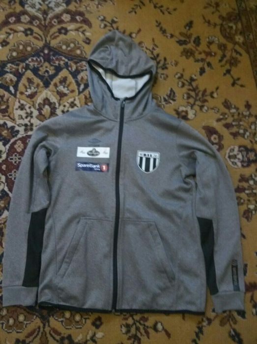 зипка umbro ..xs