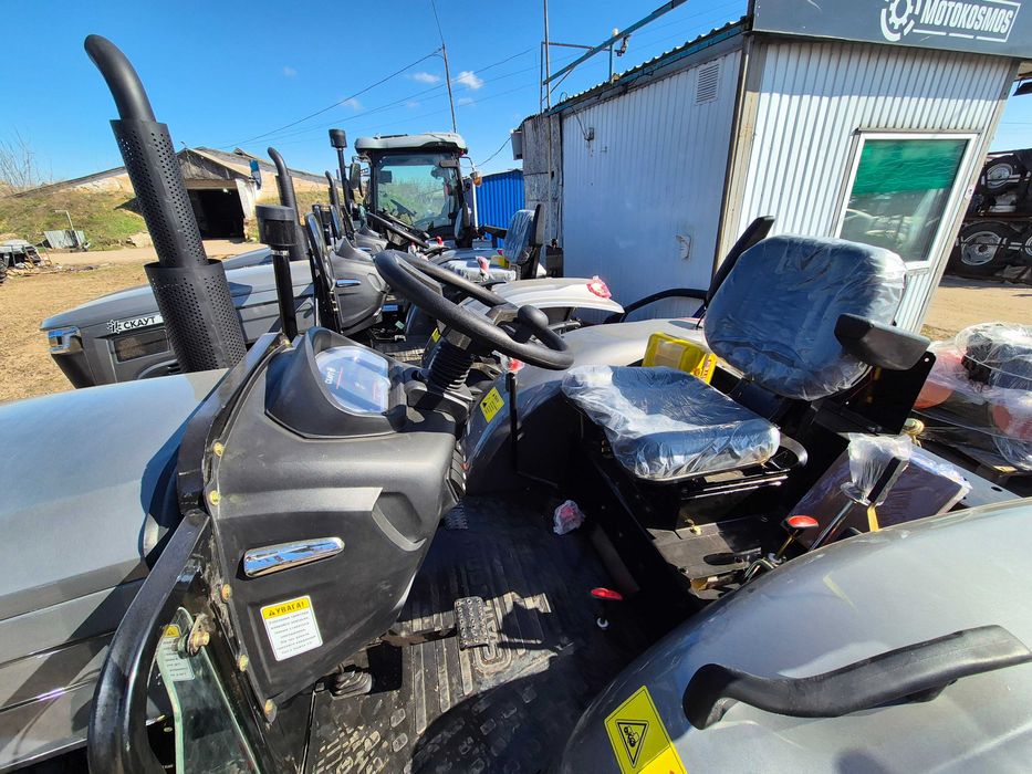 Трактор Скаут ТУ 404 ровный пол доставка бесплатная