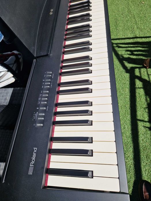 Vendo piano digital