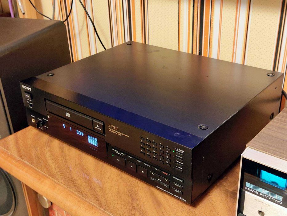 Sony CDP-X339ES проигрыватель CD дисков, видео работы