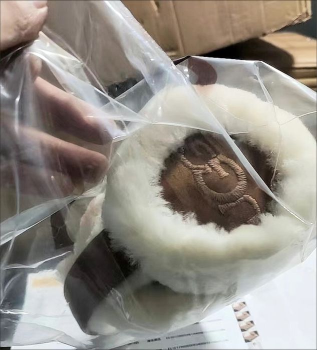 Теплі навушники Ugg хутряні зимові