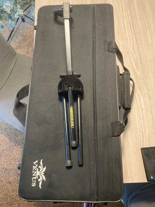 Sax Alto pouco utilizado