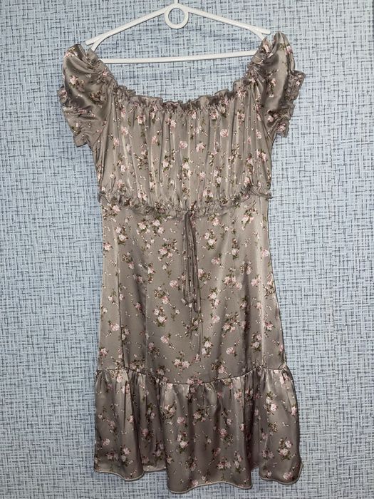 Сукня міні в квітку