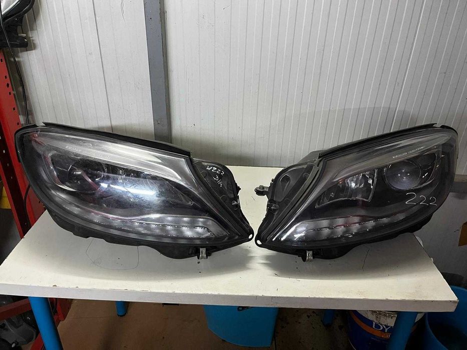 Par de Faróis Mercedes S W222