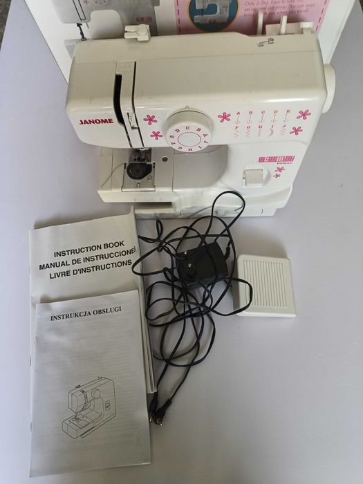 Maszyna do szycia JANOME SEW MINI