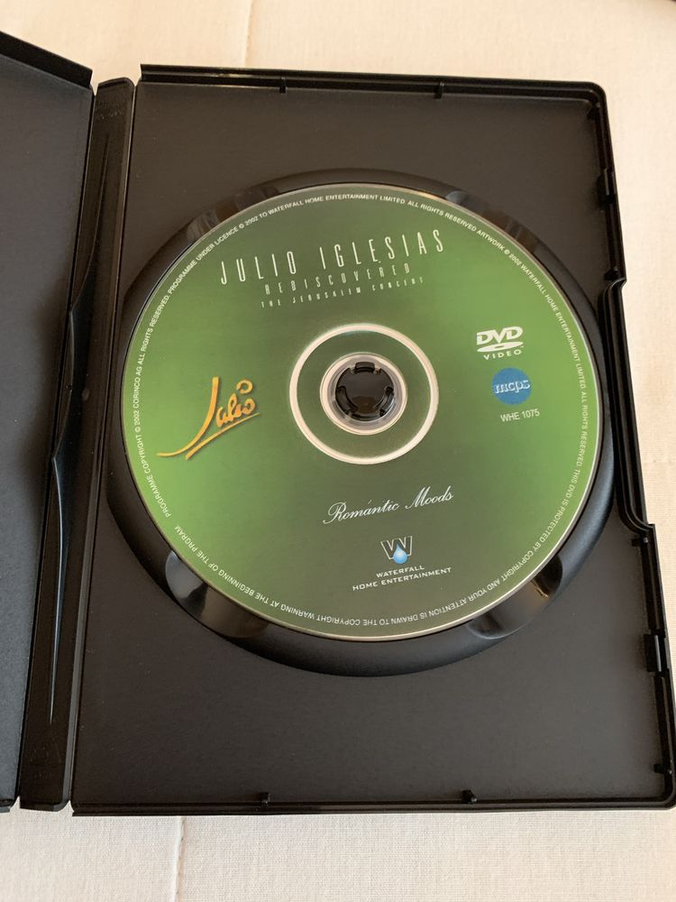 DVD Julio Iglesias - Rediscovered