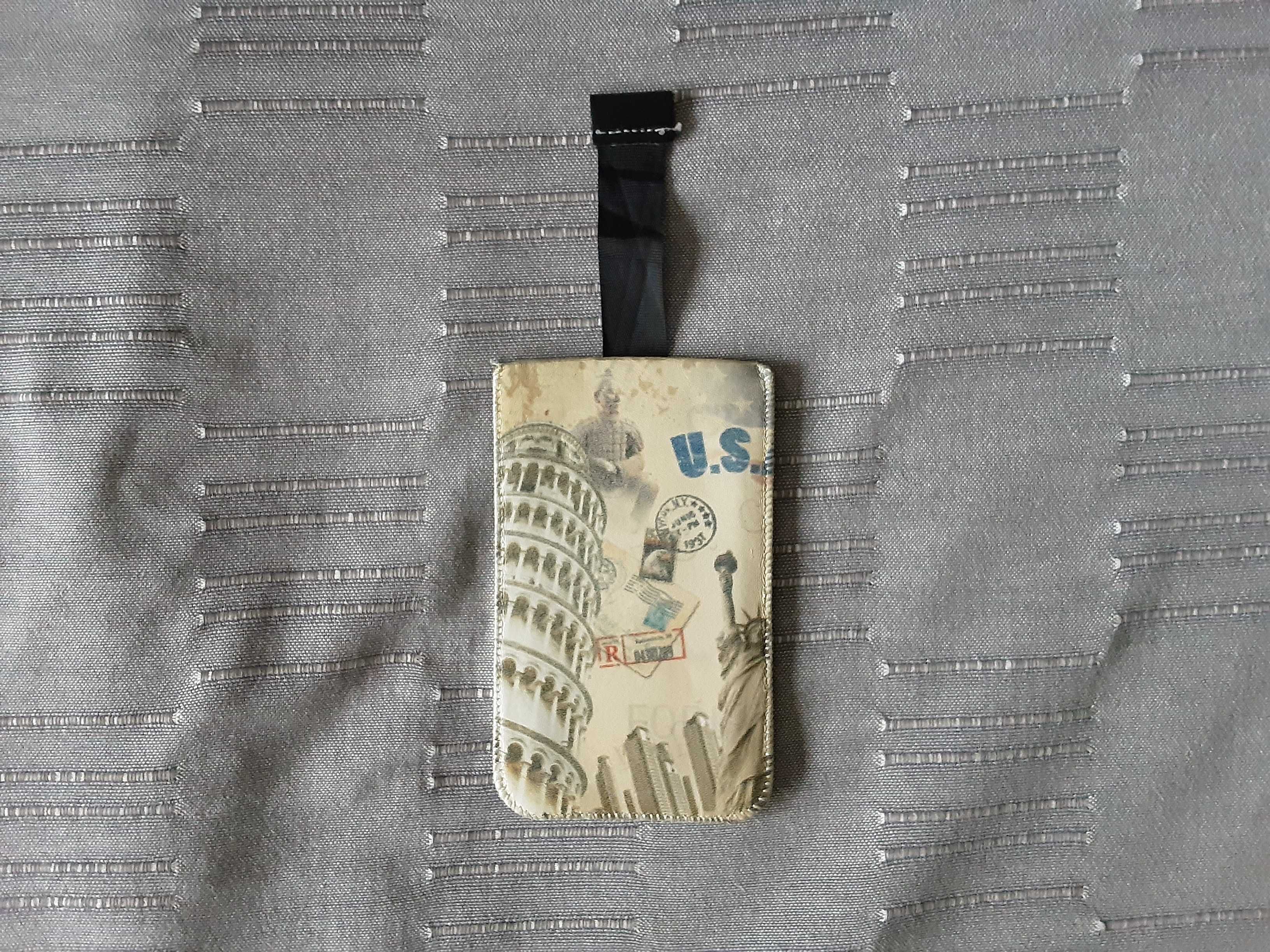 Etui na telefon ze wzorem