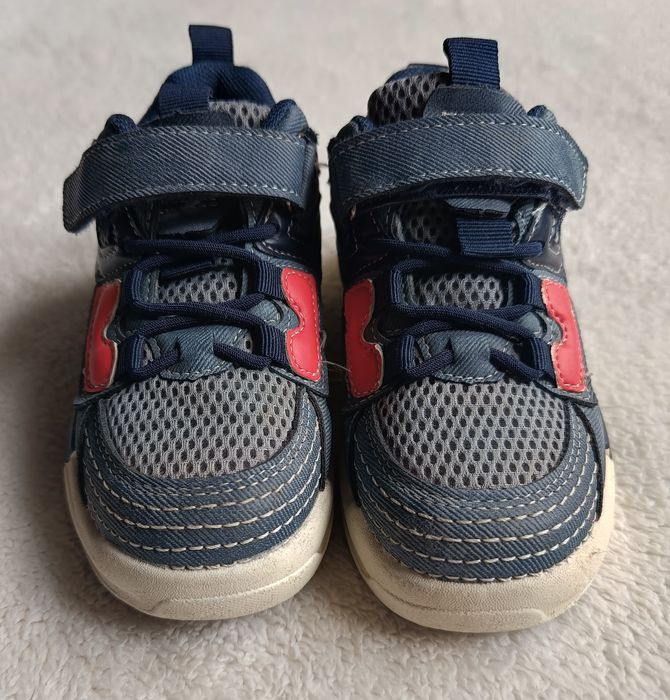 Sneakersy chłopięce 28
