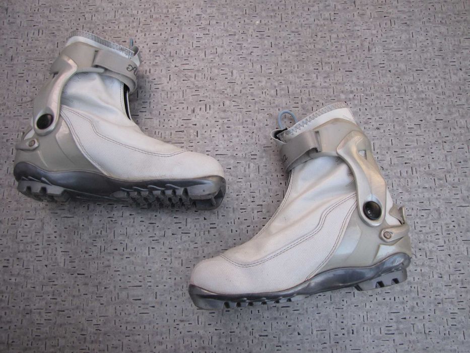 Ładny, damski but ALPINA SSK EVE eu 36 / 23 cm! Tanio! Łyżwa