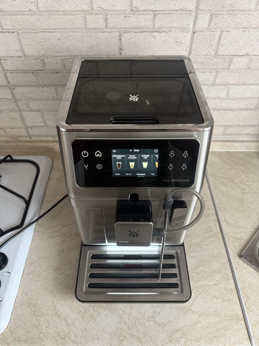 Кавомашина WMF Perfection 680 CP856D15