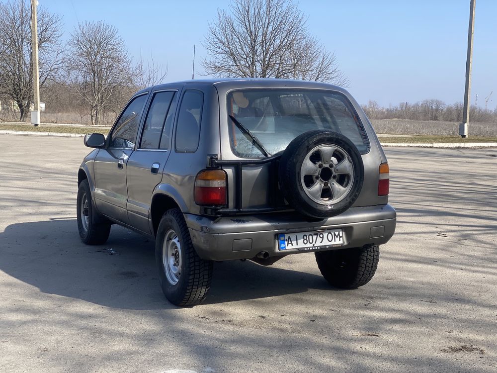 Kia Sportage 1998 год 2.0 бензин