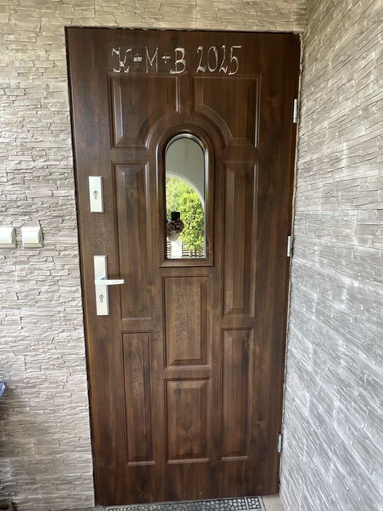 Drzwi 80 KMT ciemny orzech