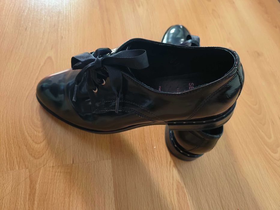 Sapatos Seaside Tam. 40 (Novos)